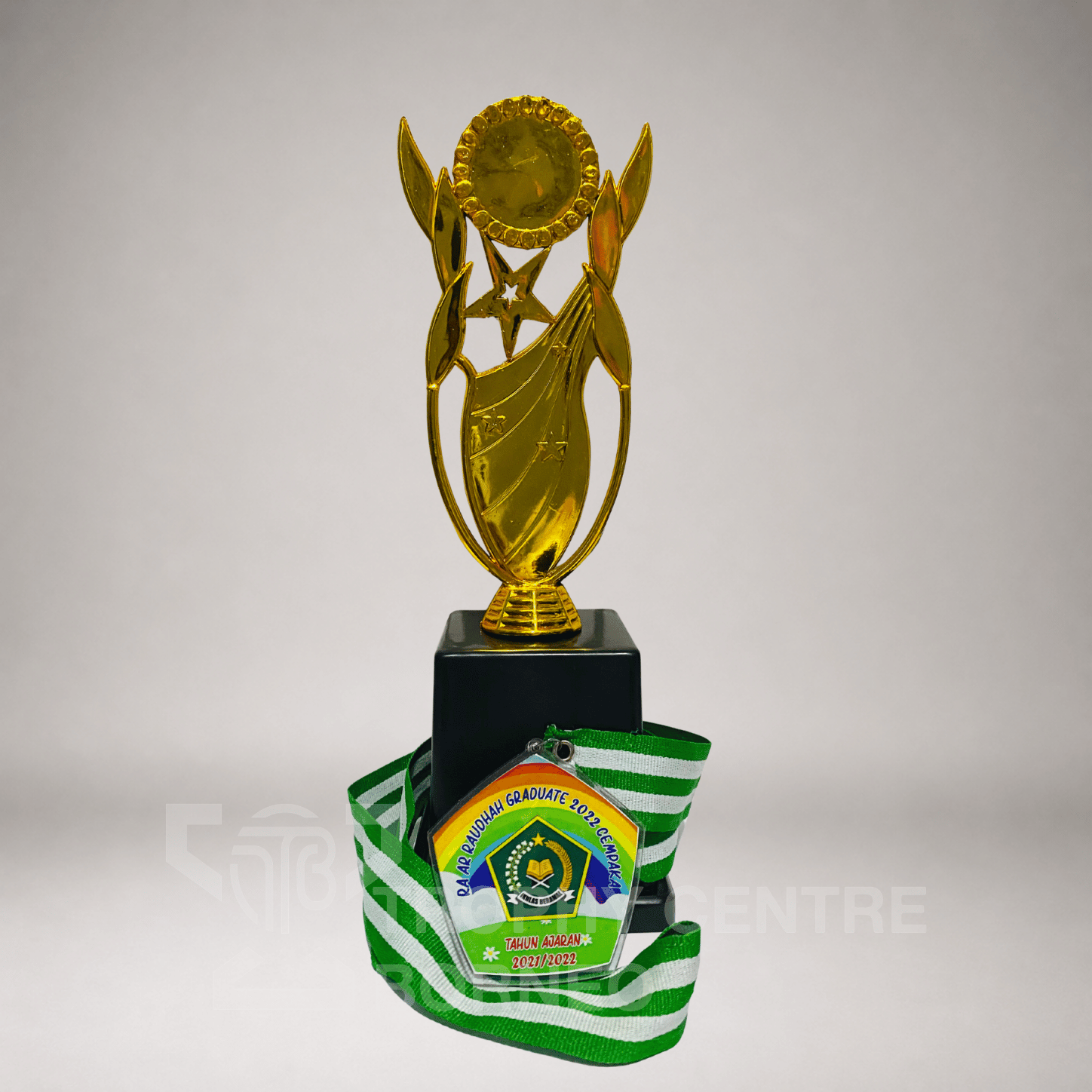 Trophy Series 33